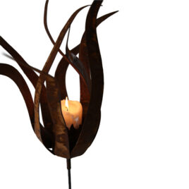 Feuerblume Edelrost mit Hülse für Stab, 45 cm